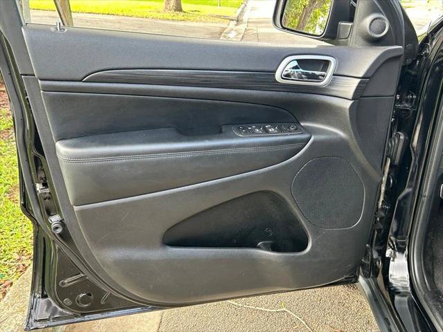 Certified 2022 Jeep Grand Cherokee Laredo E RWD image 28