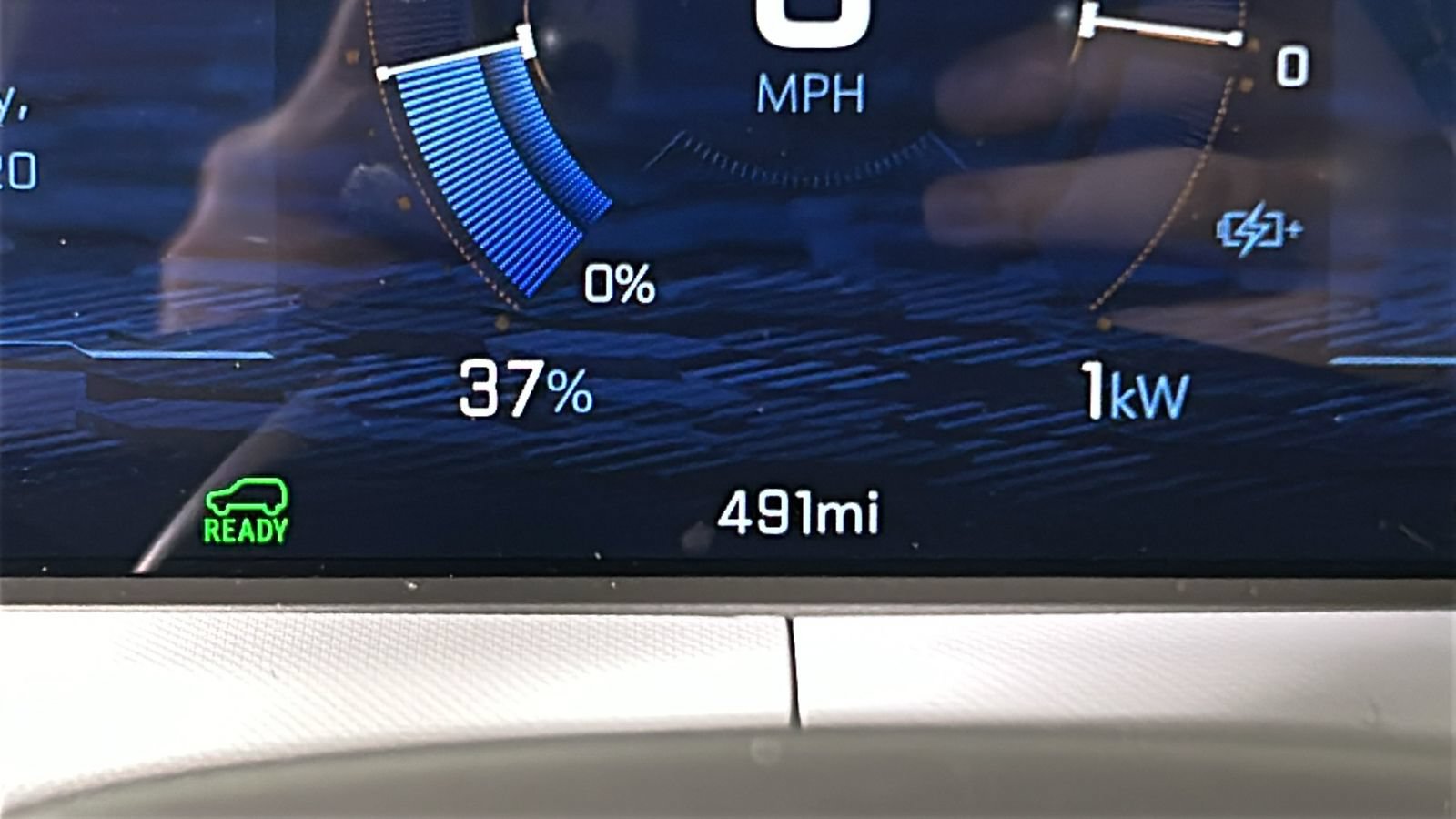 Used 2027 Chevrolet Bolt RS FWD image 20