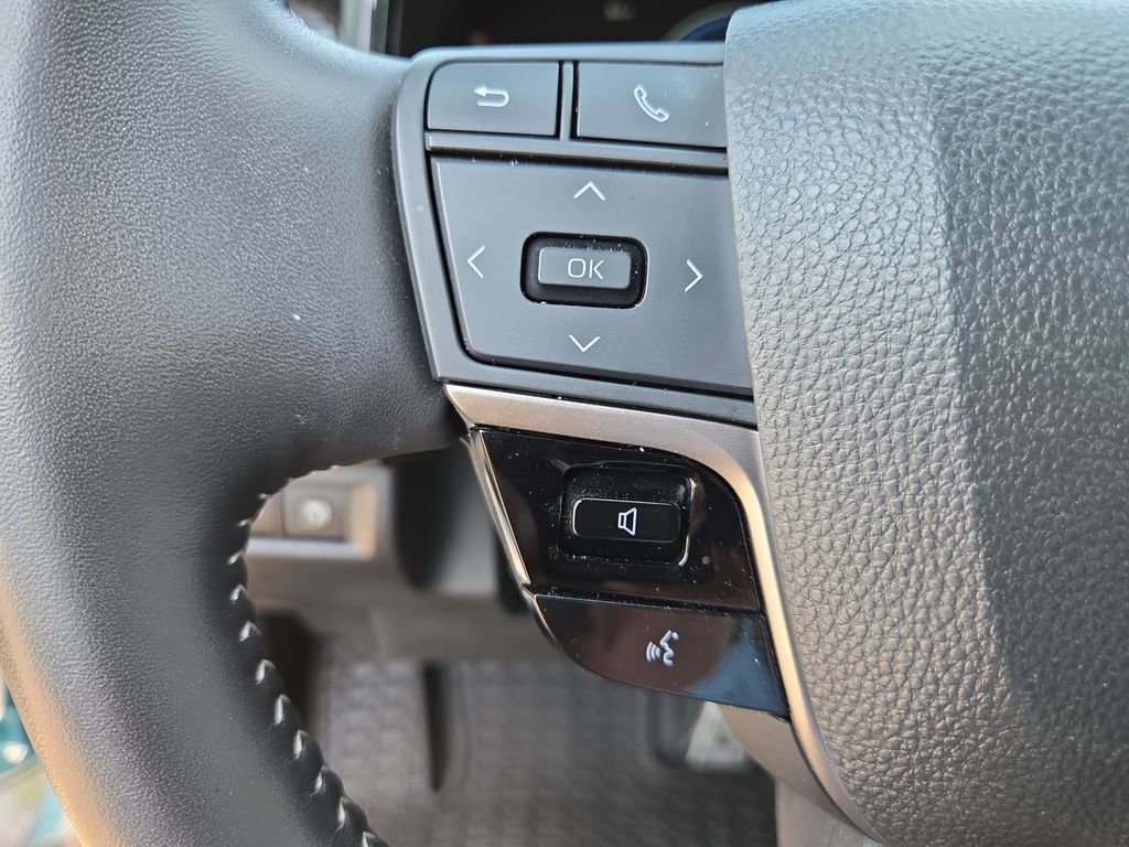 Certified 2025 Toyota Camry SE w/ Convenience Package FWD image 16