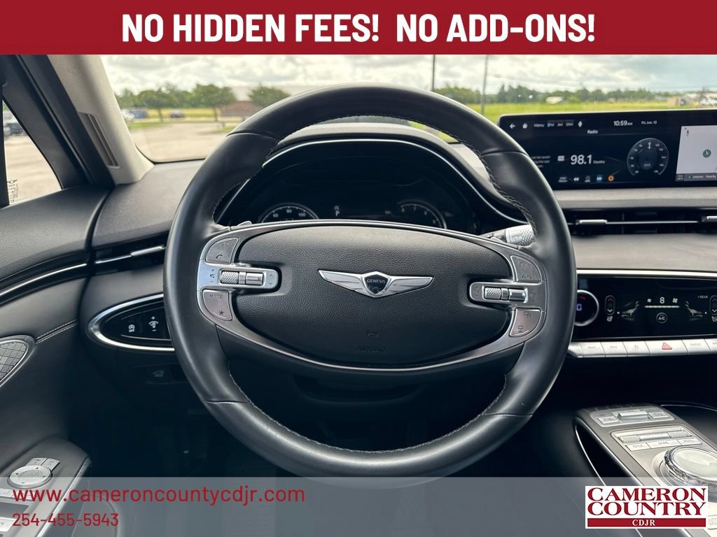 Used 2025 Genesis GV70 2.5T AWD/4WD image 9