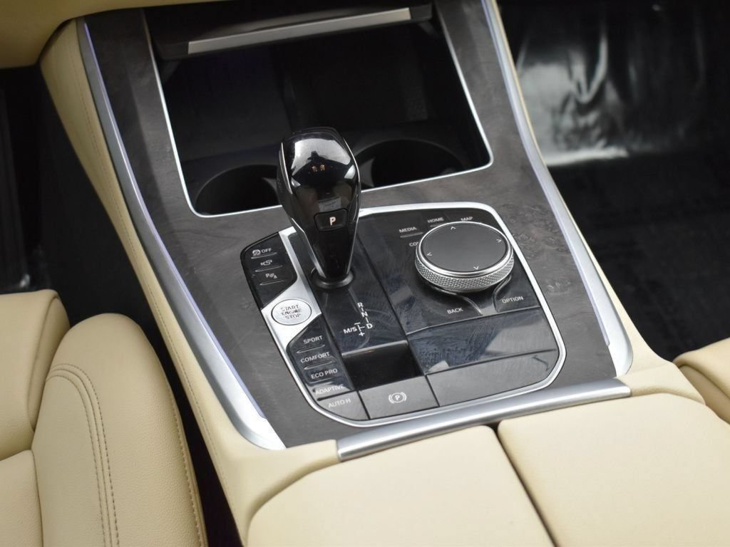 Used 2022 BMW X5 sDrive40i w/ Premium Package RWD image 22