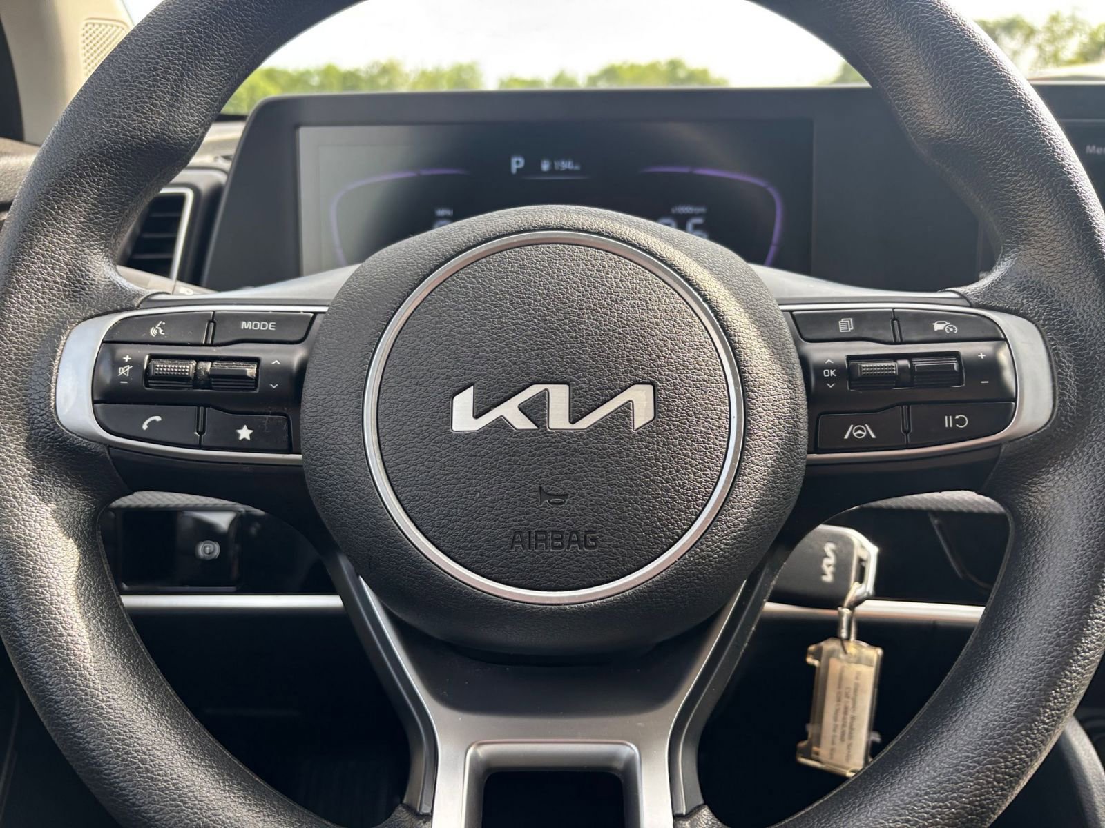 Used 2025 Kia Sportage LX image 27