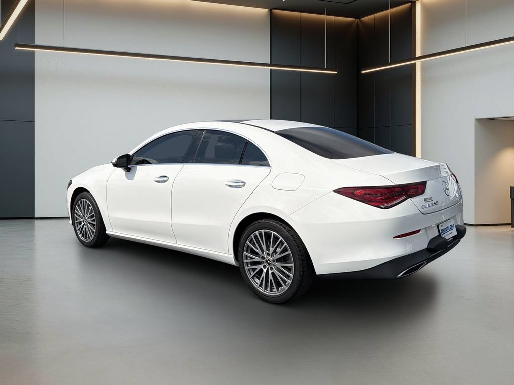 Used 2022 Mercedes-Benz CLA 250 4MATIC image 3