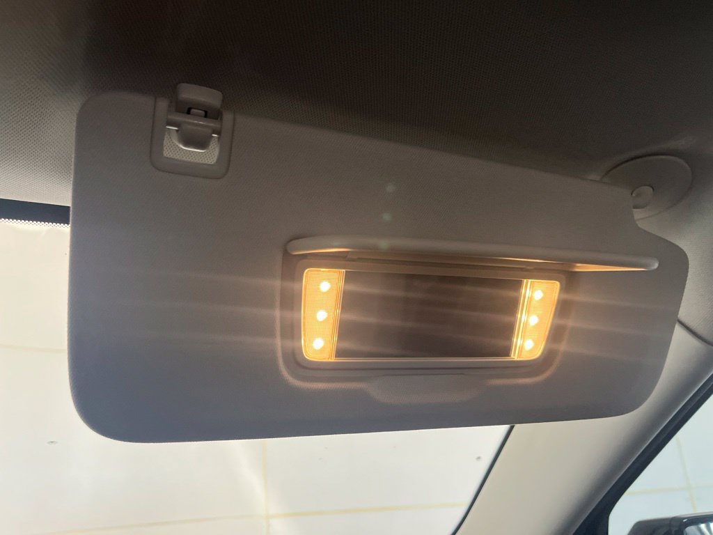 Used 2020 Chevrolet Traverse LS FWD image 75