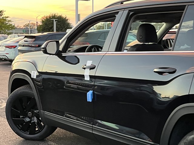 New 2026 Volkswagen Atlas SE image 22