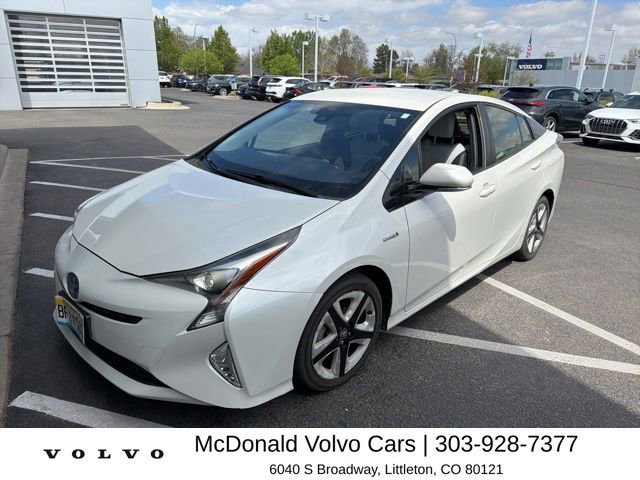 Used 2016 Toyota Prius Four Touring FWD image 1