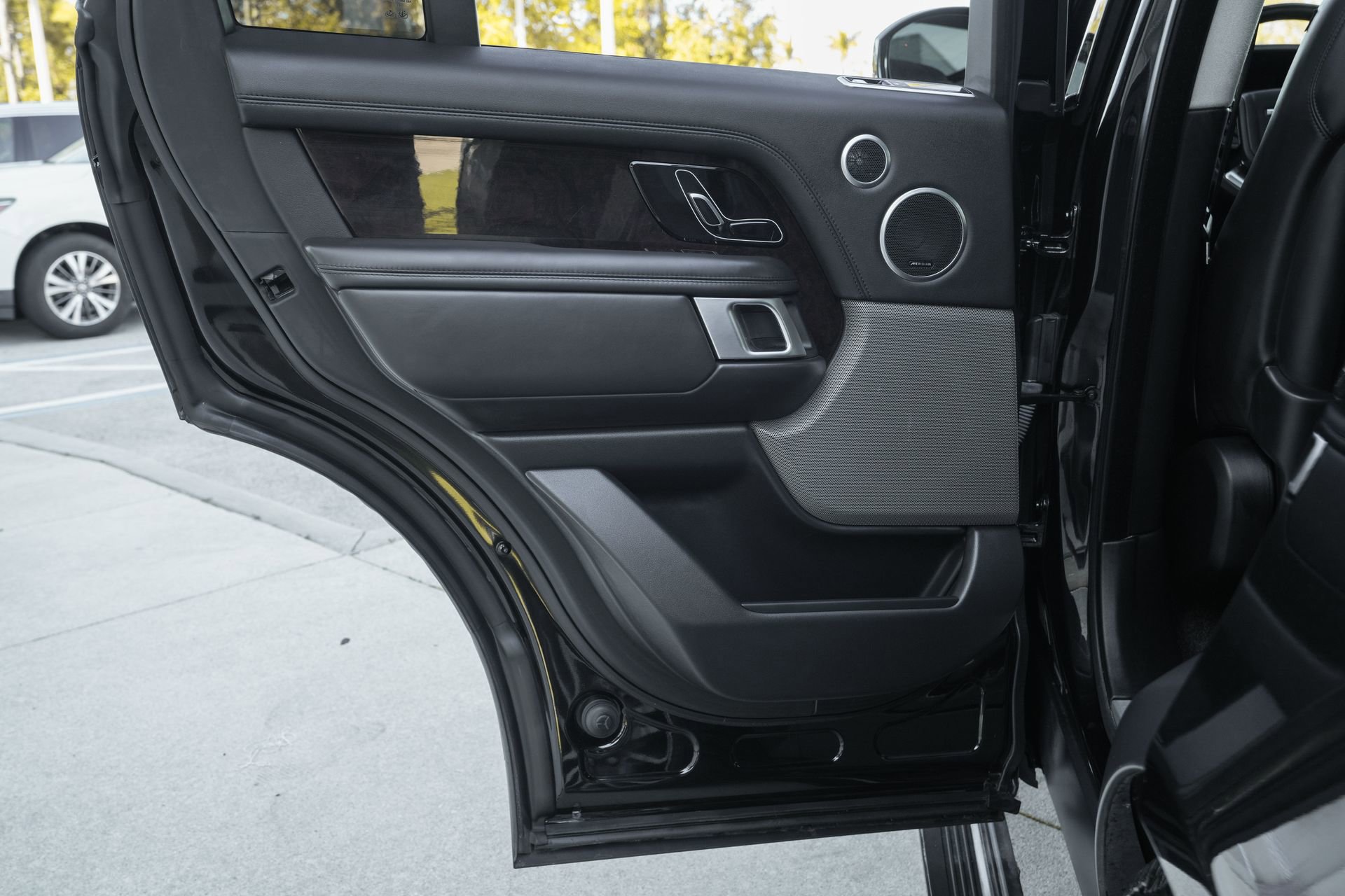 Used 2021 Land Rover Range Rover Westminster Edition image 34