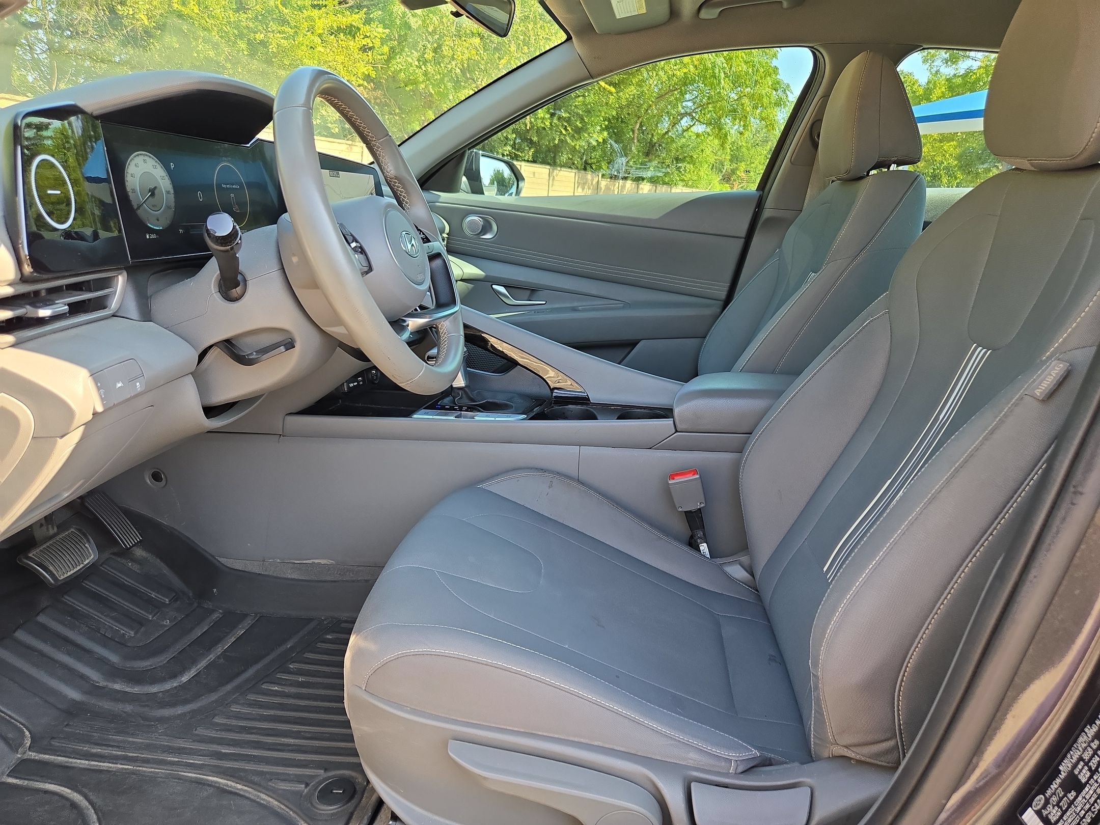 Used 2023 Hyundai Elantra SEL w/ Convenience Package FWD image 9