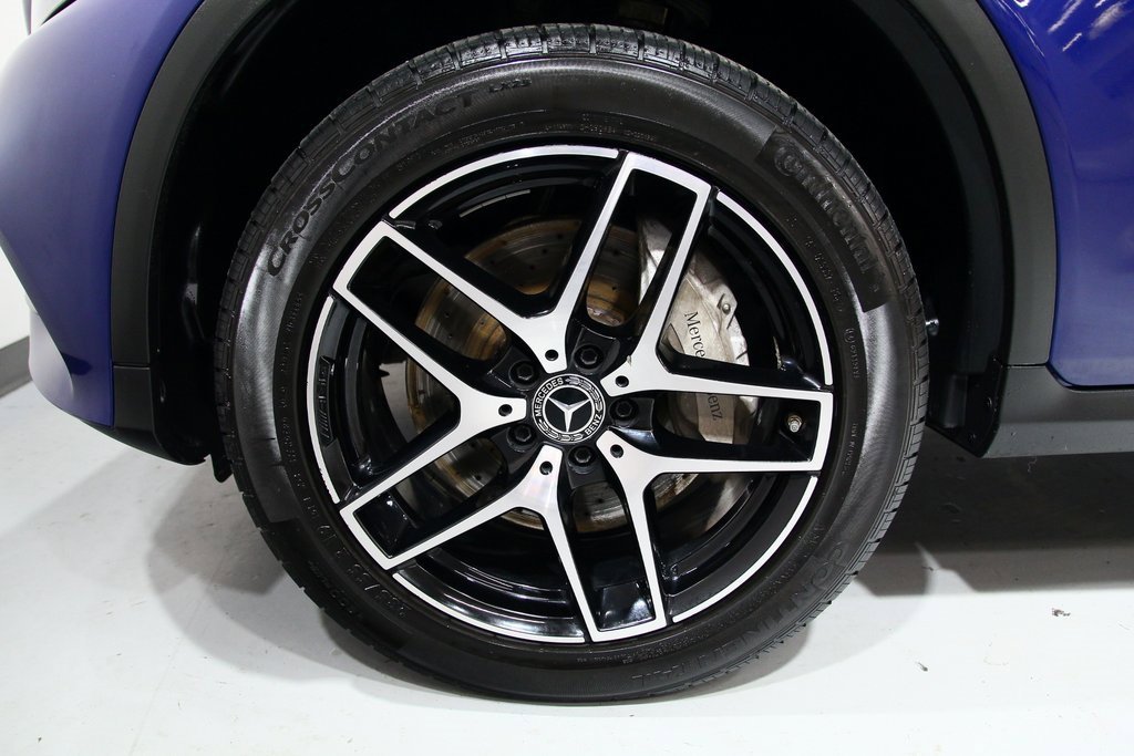 Used 2019 Mercedes-Benz GLC 300 4MATIC image 17