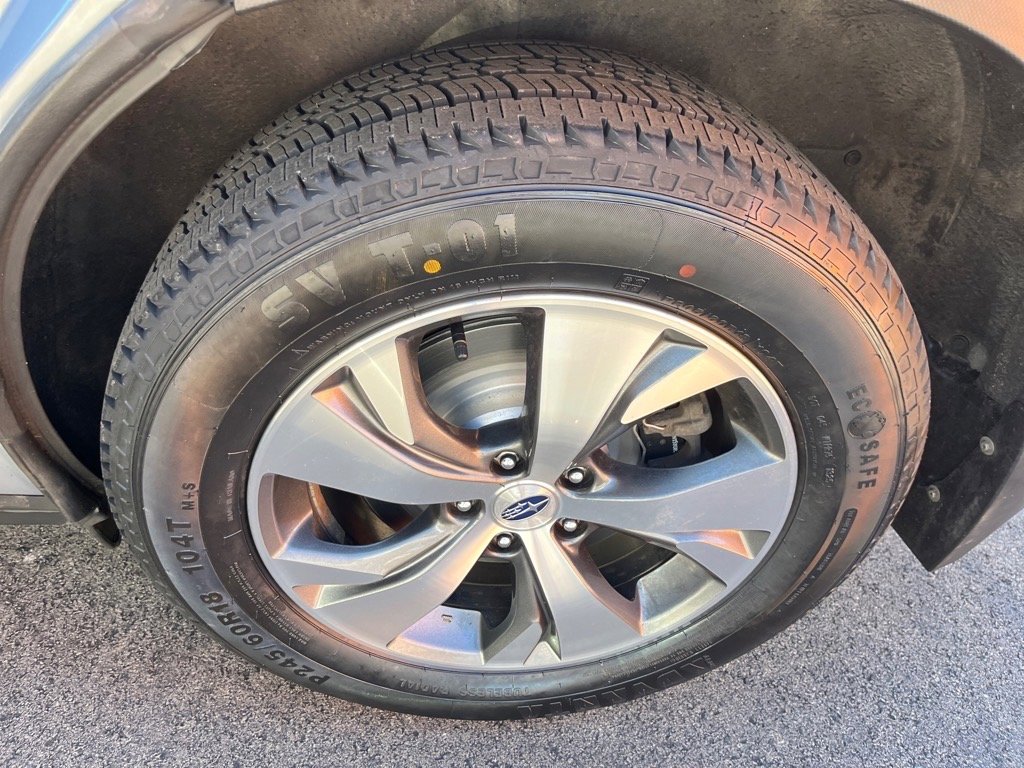 Used 2021 Subaru Ascent Premium w/ Convenience Package image 8