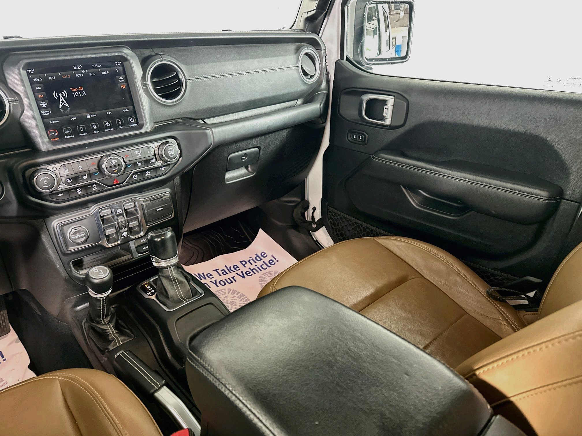 Used 2020 Jeep Gladiator Overland AWD/4WD image 22
