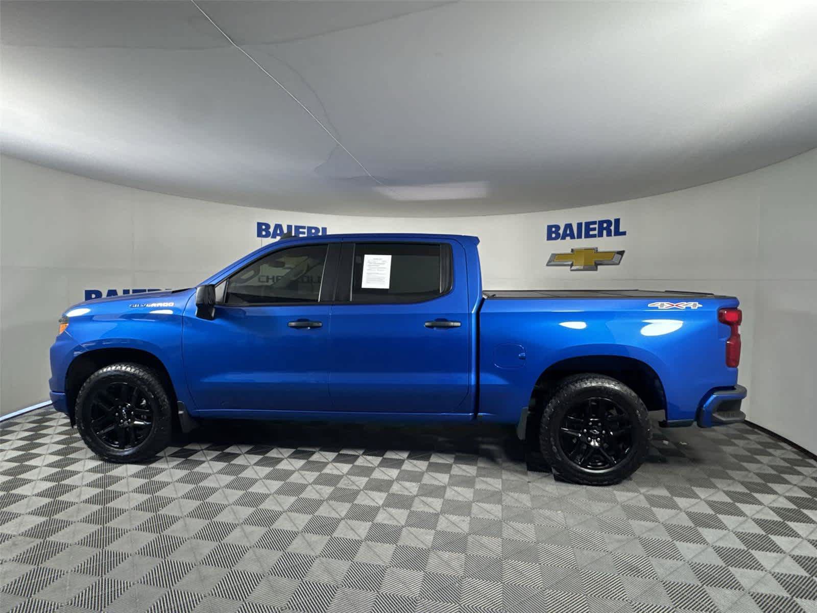 Used 2022 Chevrolet Silverado 1500 Custom AWD/4WD image 2