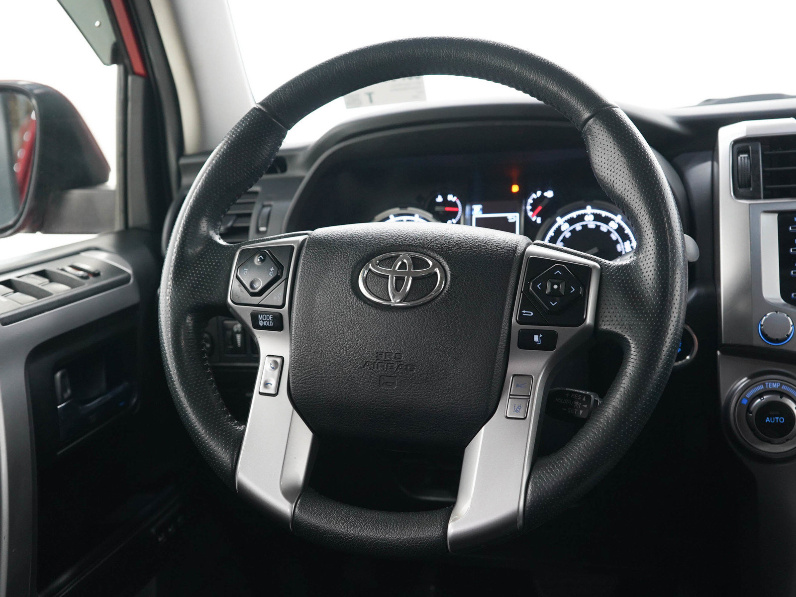 Used 2021 Toyota 4Runner Limited AWD/4WD image 16
