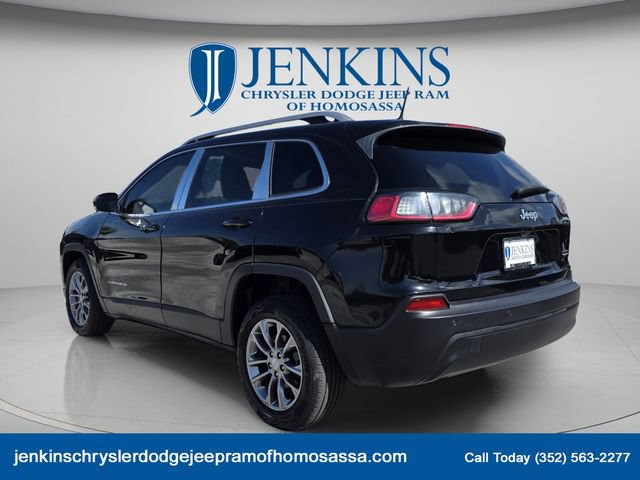 Used 2019 Jeep Cherokee Latitude Plus w/ Comfort/Convenience Group FWD image 6