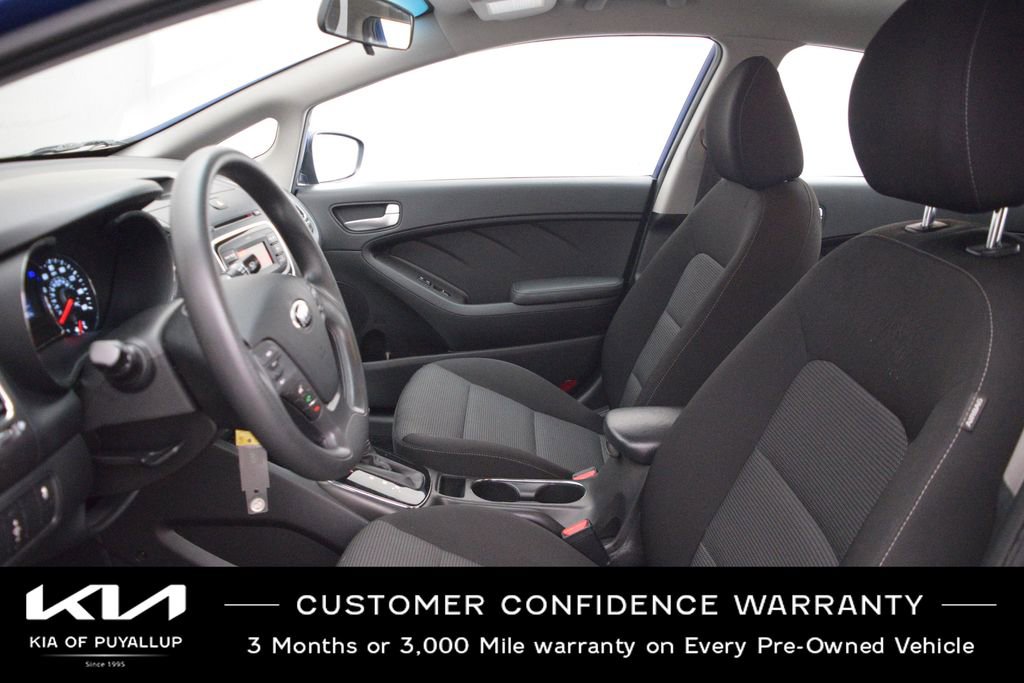 Used 2017 Kia Forte LX image 10