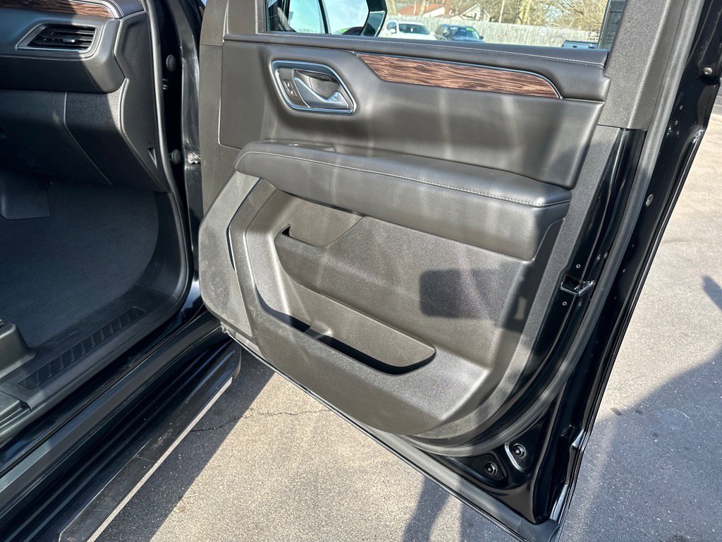 Used 2023 Chevrolet Tahoe LS image 23