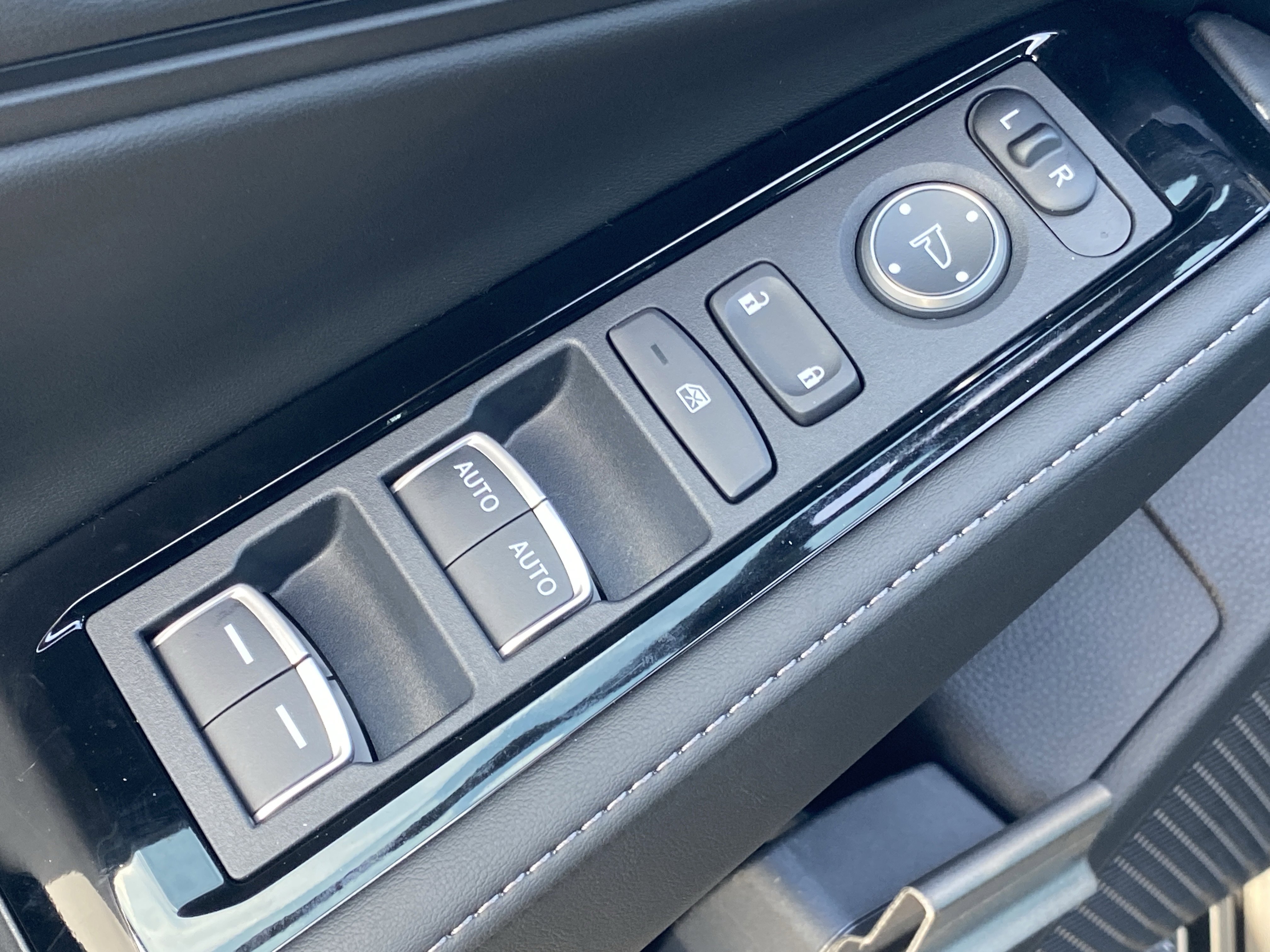 Used 2025 Honda Accord Touring image 17