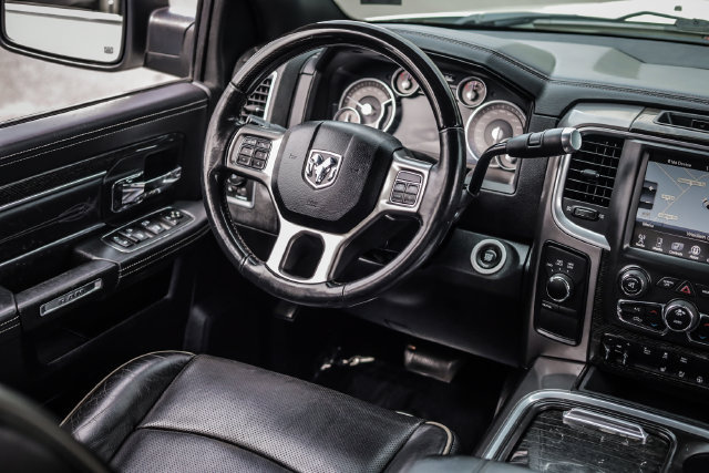 Used 2017 RAM 2500 Limited AWD/4WD image 34
