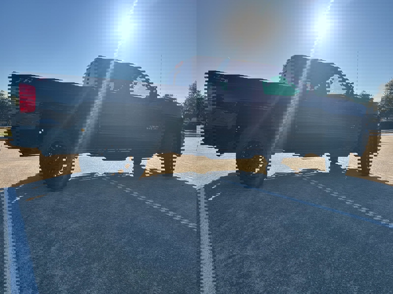 Used 2018 Chevrolet Silverado 1500 LT w/ All Star Edition image 3