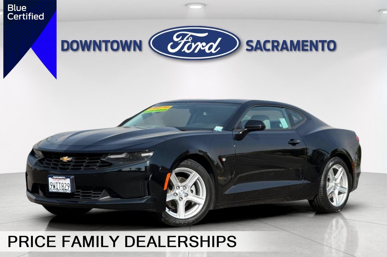 Used 2023 Chevrolet Camaro LT RWD image 1