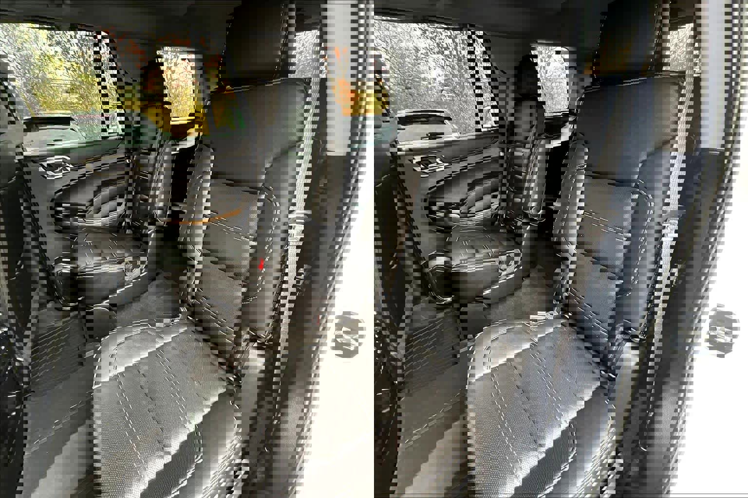 Used 2019 GMC Yukon Denali w/ Denali Ultimate Package image 19