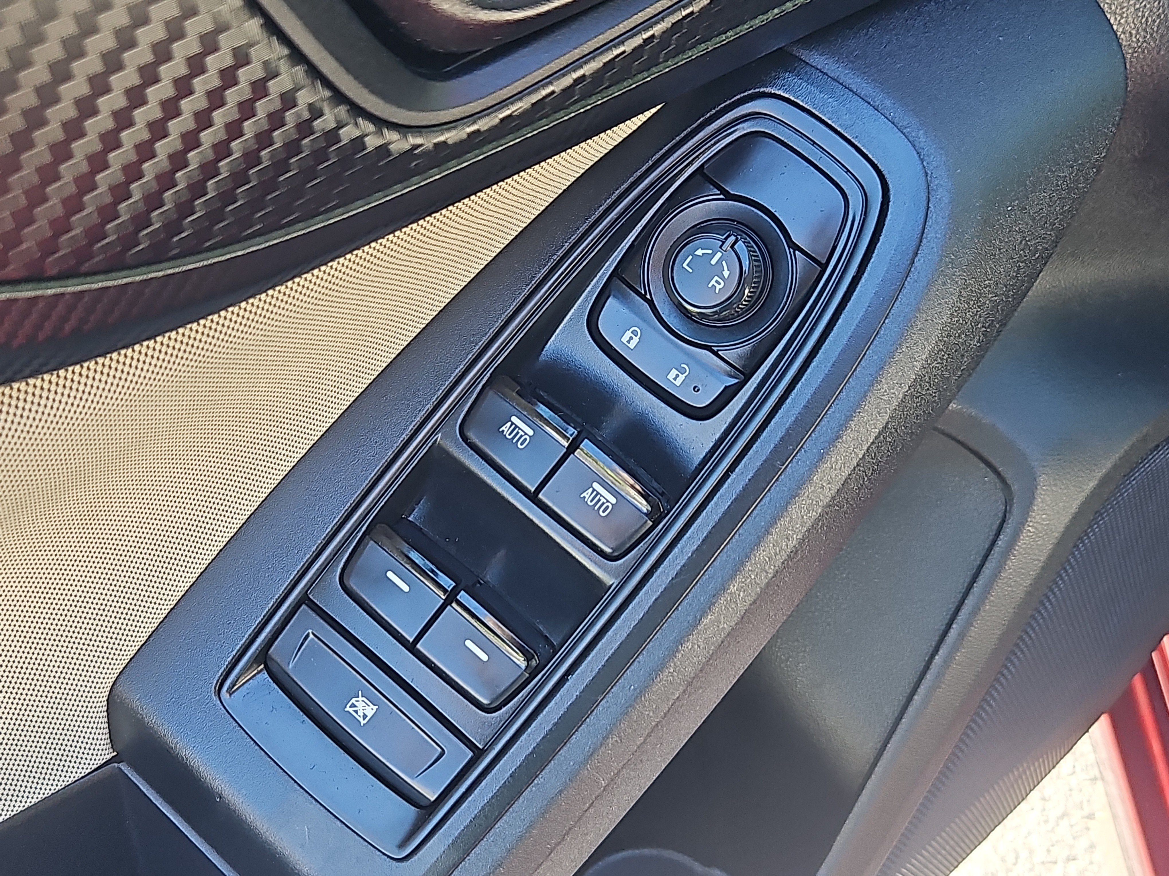 Used 2018 Subaru Impreza 2.0i AWD/4WD image 12