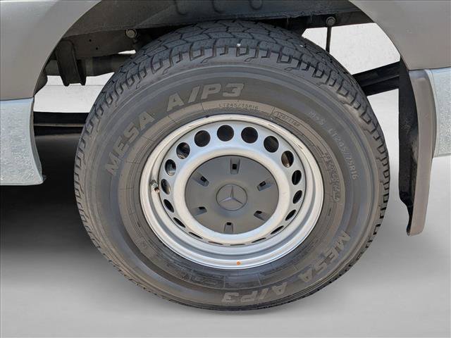 Used 2023 Mercedes-Benz Sprinter 2500 w/ Acoustic Package image 22