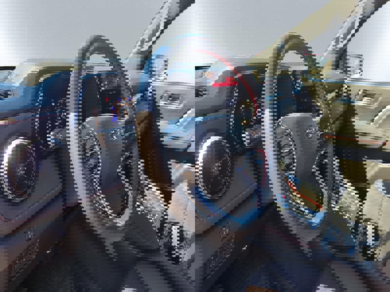 Used 2023 Chevrolet Colorado Z71 w/ Z71 Convenience Package 2 image 17