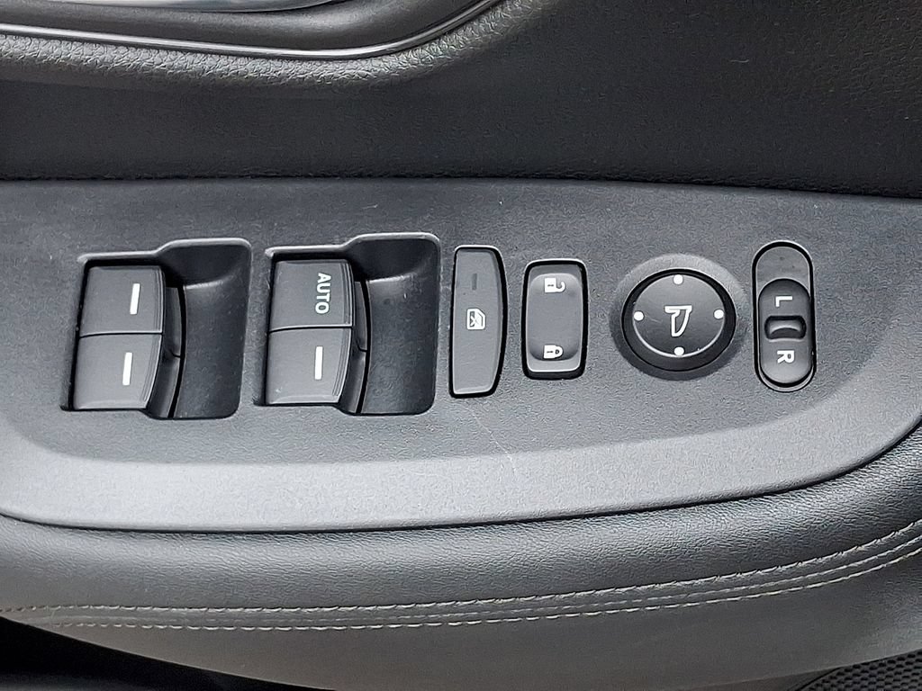 Used 2024 Honda HR-V LX image 29