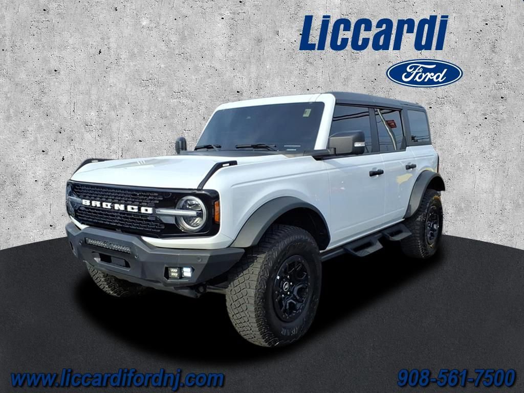 Certified 2023 Ford Bronco Wildtrak image 3