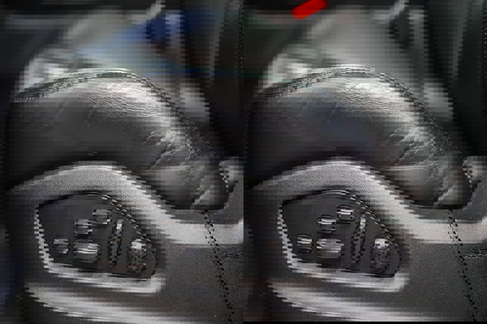 Used 2022 Porsche Cayenne Turbo image 22