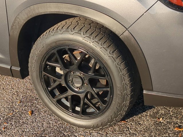 Used 2021 Subaru Forester Limited image 11