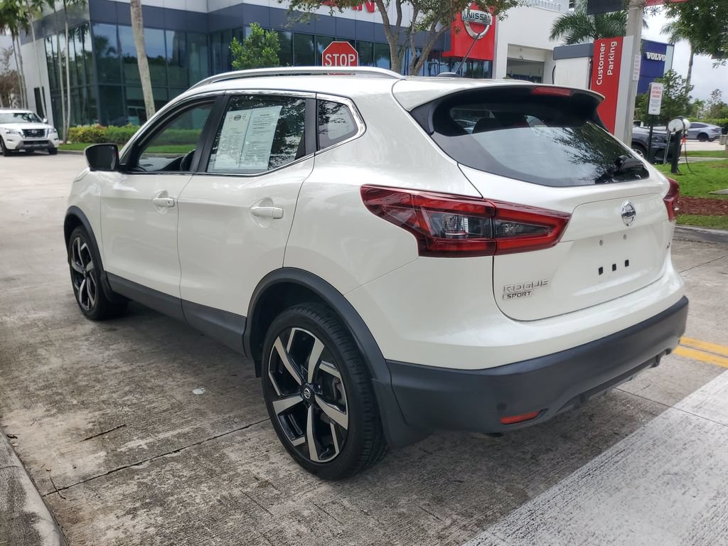 Certified 2020 Nissan Rogue Sport SL w/ Premium Package FWD image 4