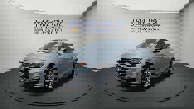 Used 2021 Chevrolet Malibu LT image 1