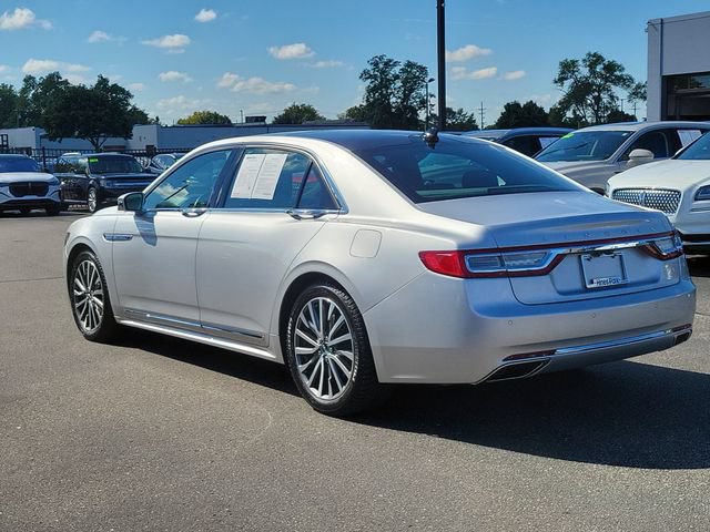 Used 2018 Lincoln Continental Select w/ Continental Climate Package AWD/4WD image 3