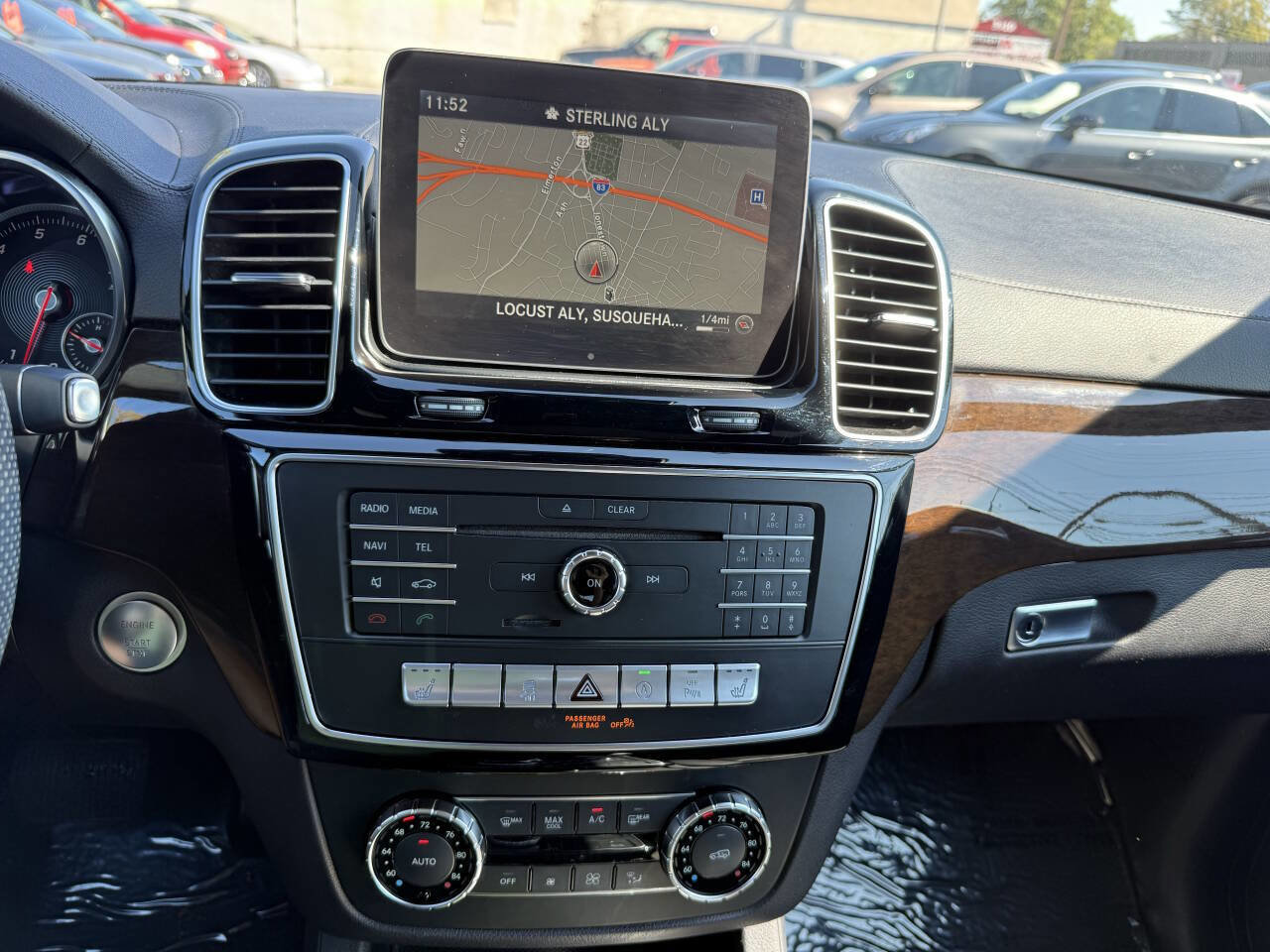 Used 2017 Mercedes-Benz GLS 450 4MATIC image 24