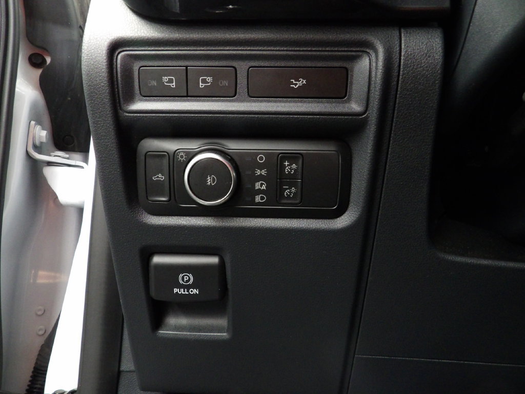 Used 2022 Ford F150 XLT w/ Equipment Group 302A High AWD/4WD image 46