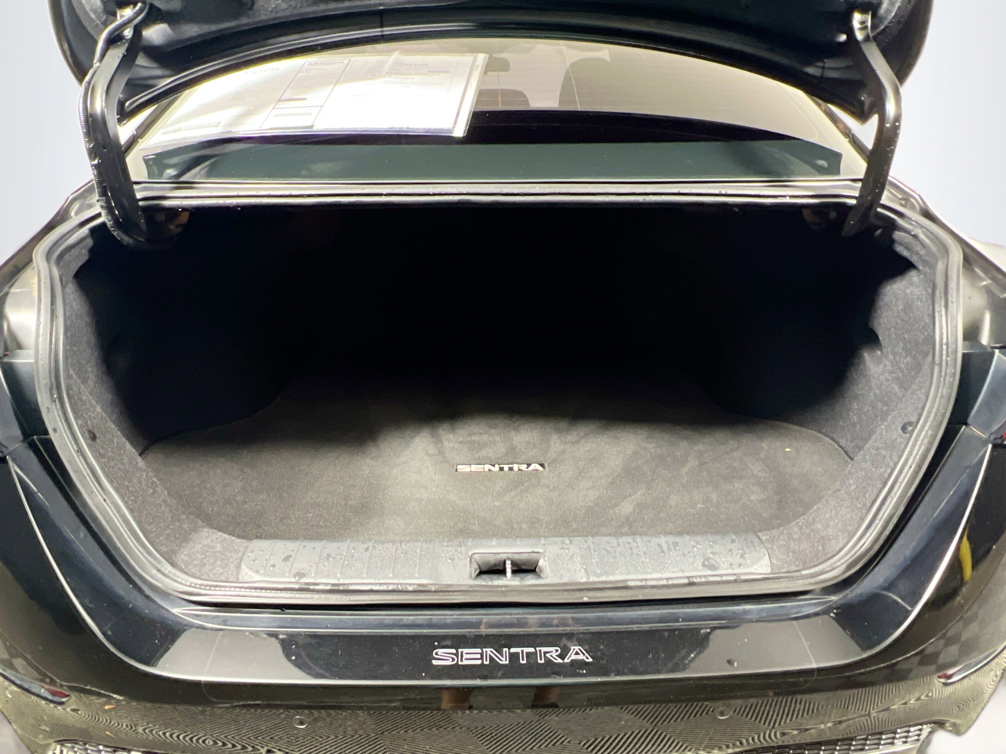 Used 2022 Nissan Sentra SR image 34