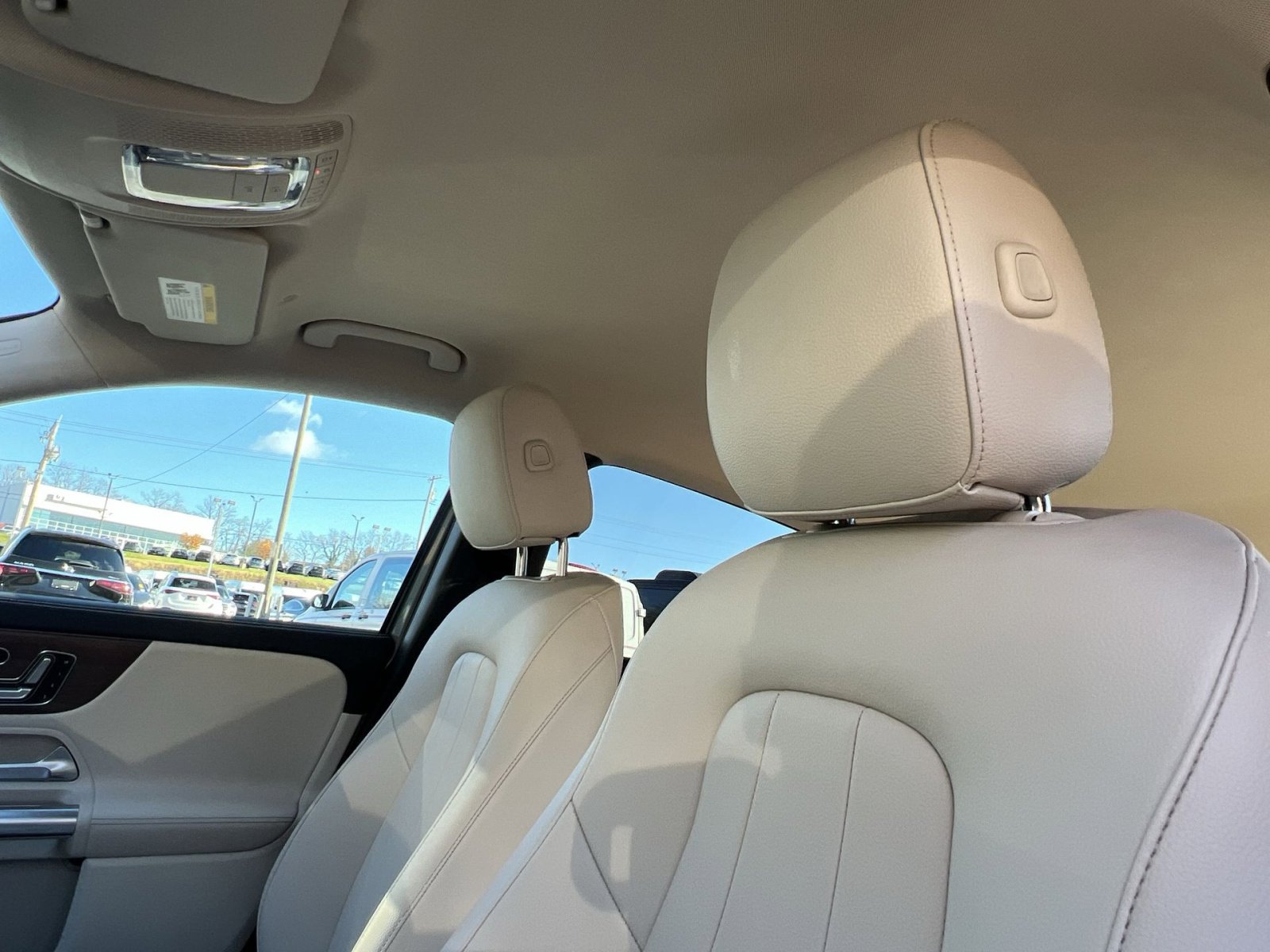 Certified 2023 Mercedes-Benz GLA 250 4MATIC image 22