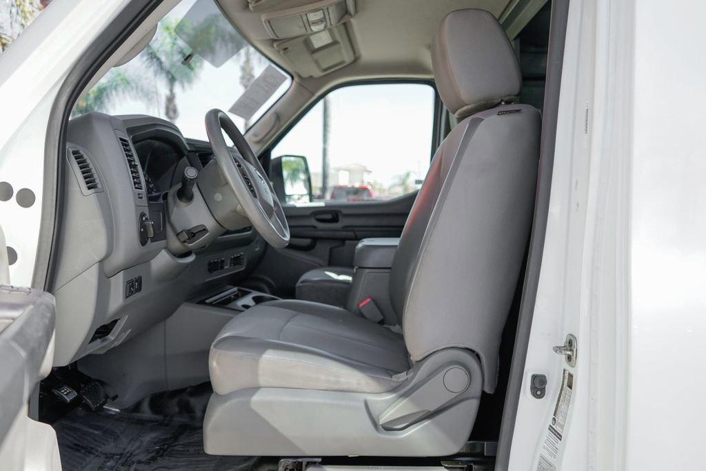 Used 2020 Nissan NV 2500 SV w/ Navigation Package image 19