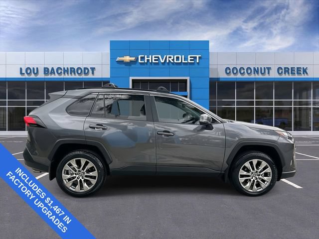 Used 2024 Toyota RAV4 XLE Premium FWD image 9