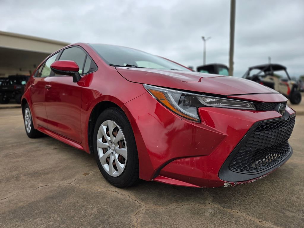 Used 2020 Toyota Corolla LE FWD image 3