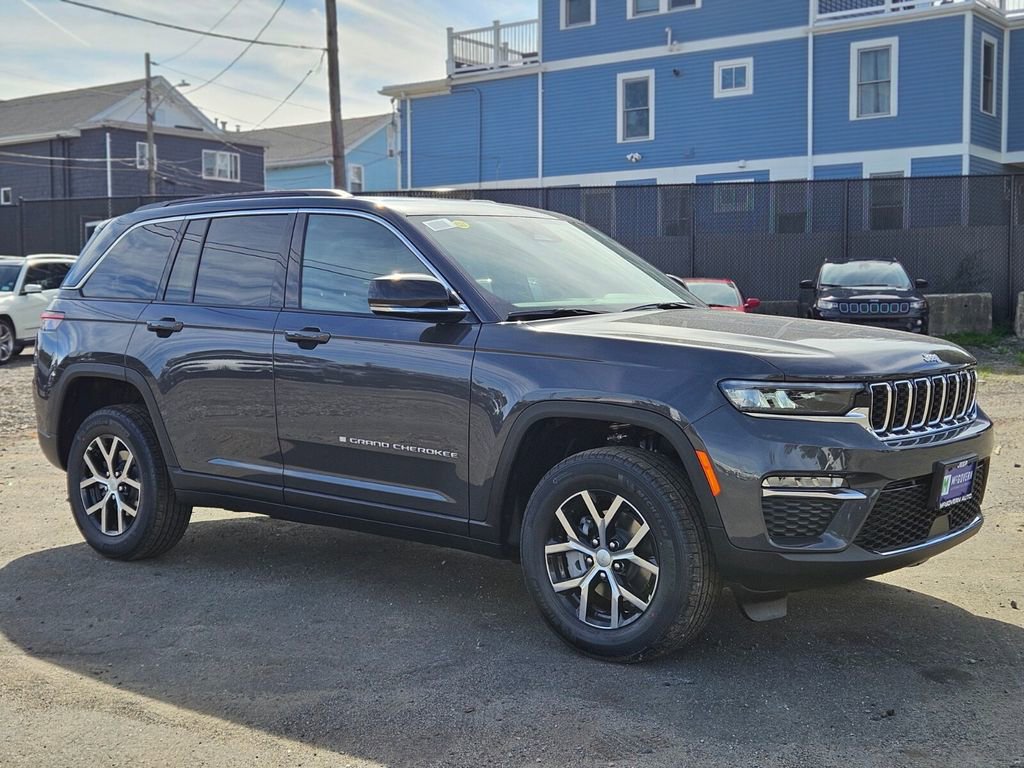New 2025 Jeep Grand Cherokee Limited image 7