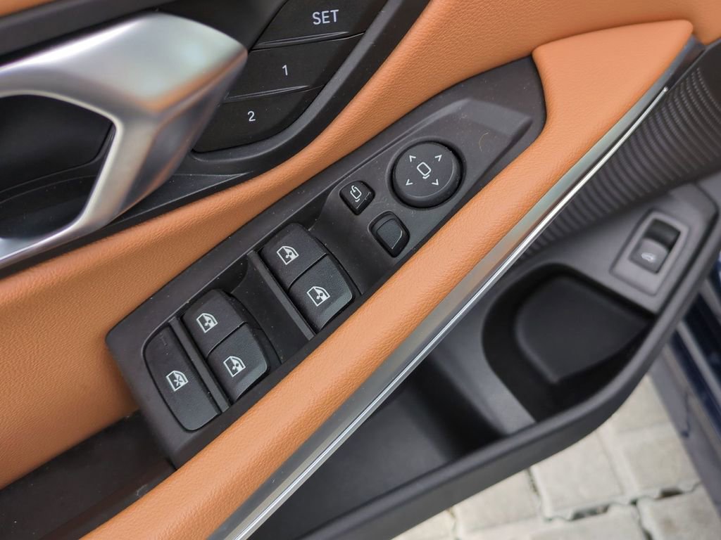 Used 2023 BMW 330i xDrive Sedan w/ Premium Package image 13