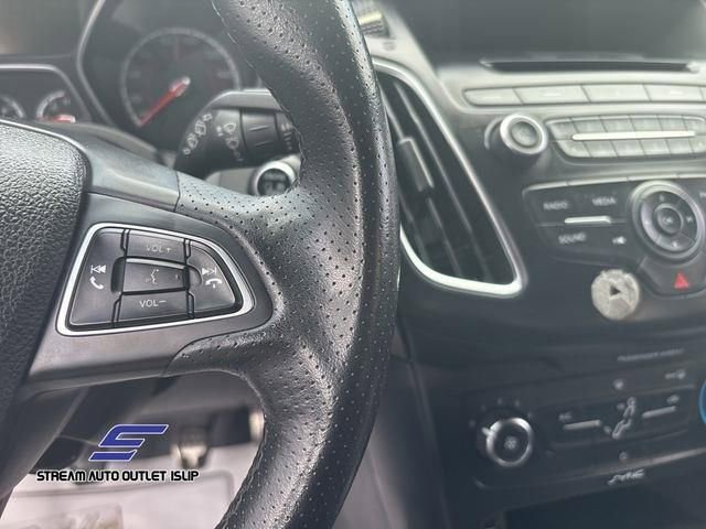 Used 2015 Ford Focus ST image 25