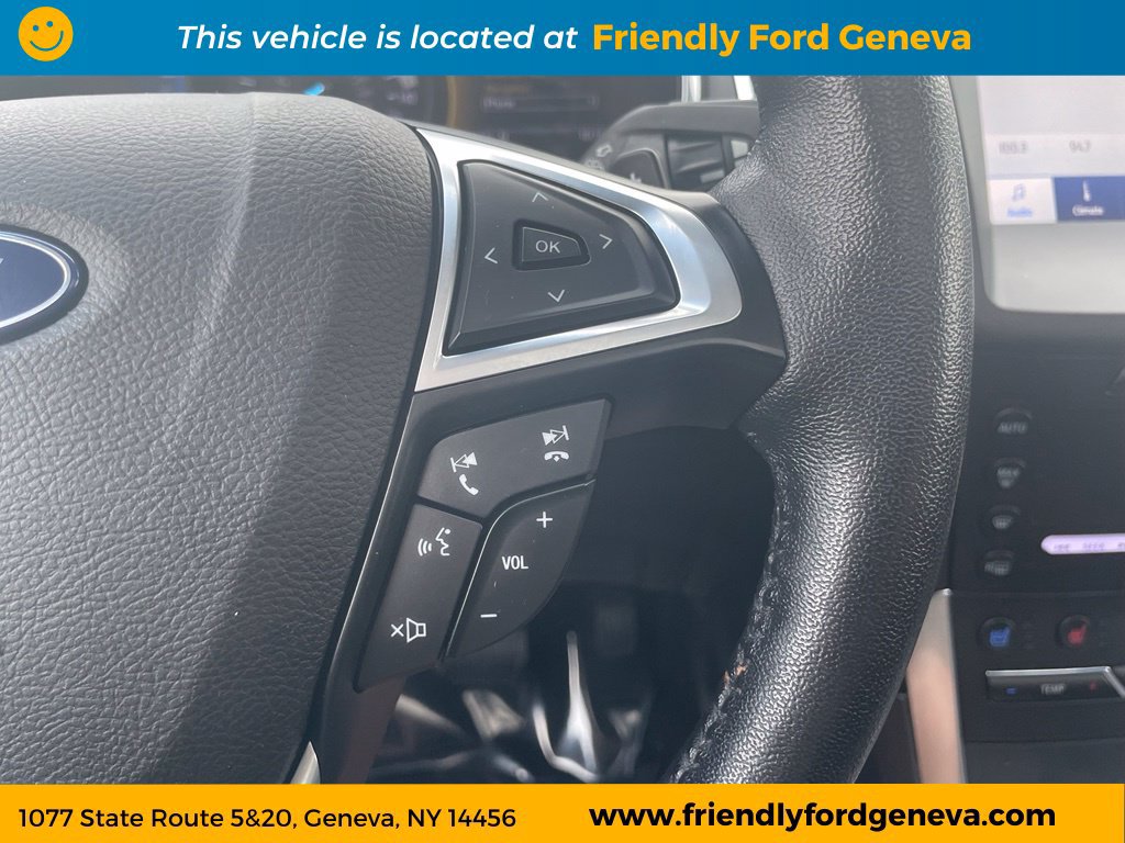 Used 2020 Ford Edge Titanium w/ Equipment Group 301A AWD/4WD image 20
