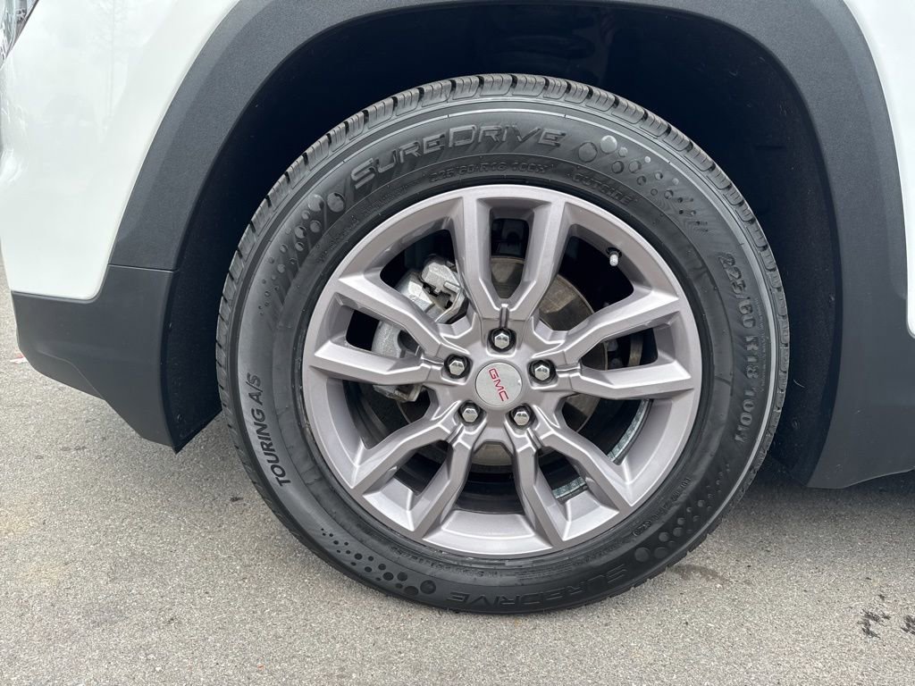 Used 2024 GMC Terrain SLT AWD/4WD image 31