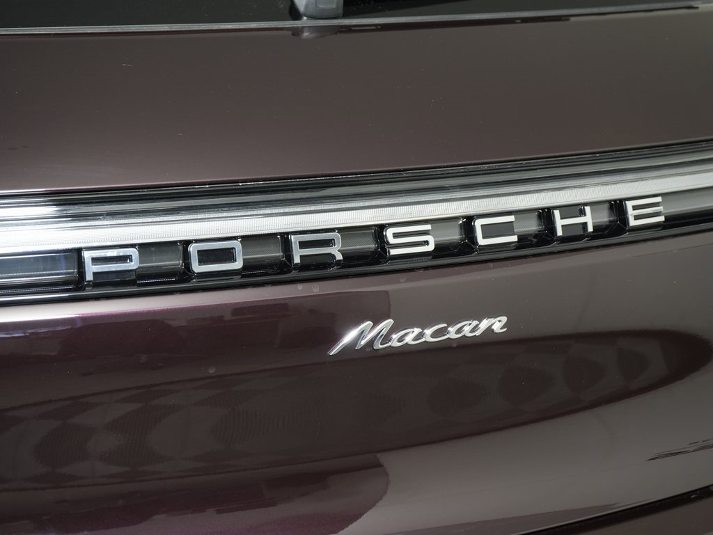 New 2026 Porsche Macan image 13