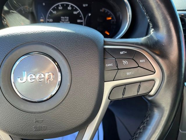 Certified 2021 Jeep Grand Cherokee Laredo w/ Security & Convenience Group image 29