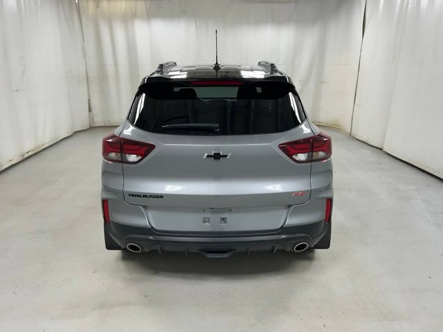 Used 2023 Chevrolet TrailBlazer RS w/ Sun and Liftgate Package FWD image 6